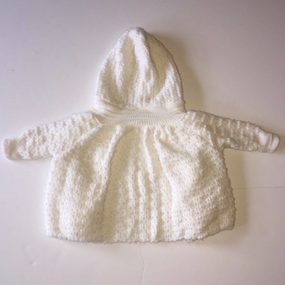 VTG Kids & More Knit Cape Baby Girl 12 Mos Hooded - Picture 6 of 7